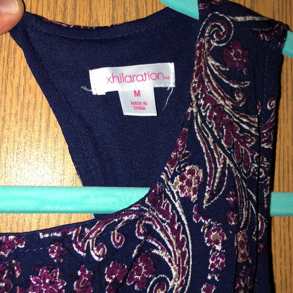 Girls dress - Picture 3 of 4